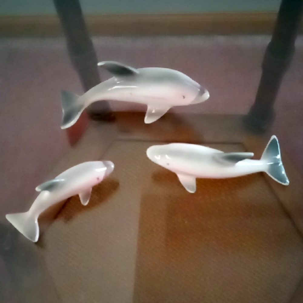 Vintage Ceramic Porpoise Figurine Set - White and Gray